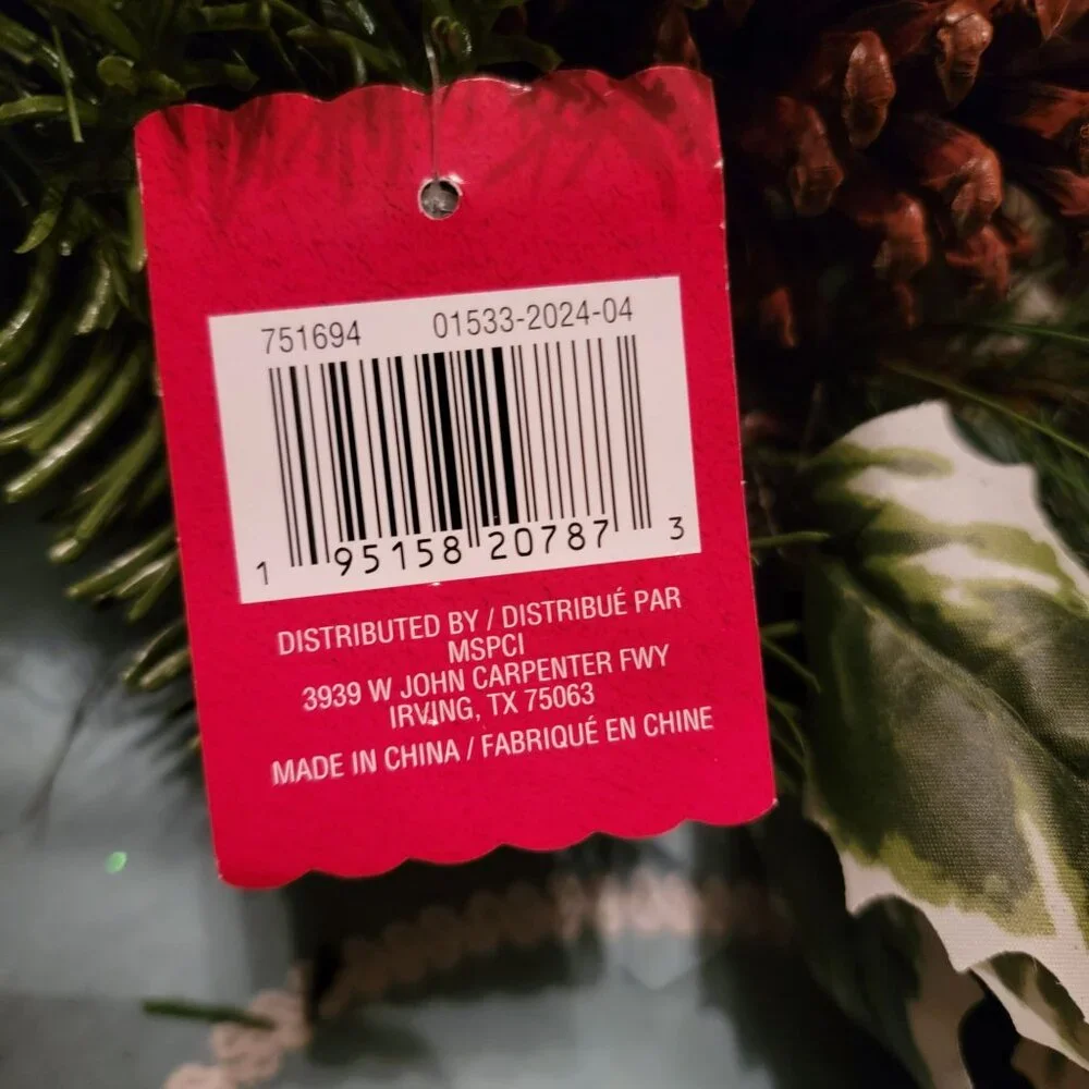 Ashland Christmas Pine & Holly Wreath With Red Berries & Pinecones 22
